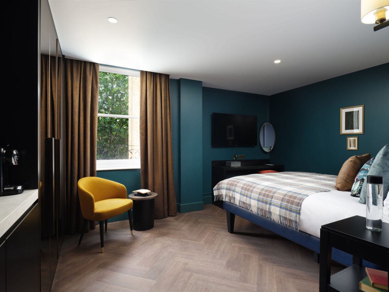 King Accessible Bedroom at The Other House South Kensington Hotel & Club